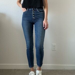 Joe’s Jeans “The Charlie high rise skinny ankle” Size 25.